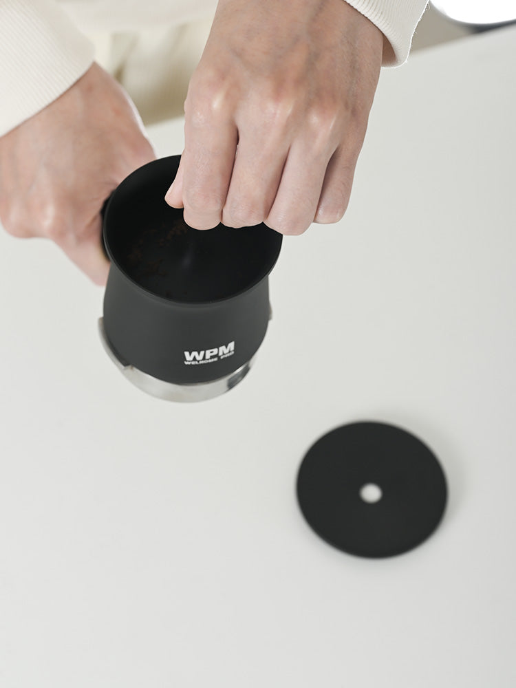 Magnetic Dosing Cup